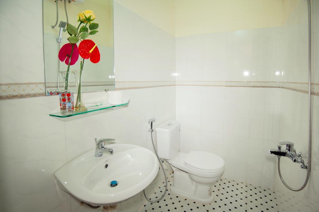 Royal Homestay Hoi An Bagian luar foto